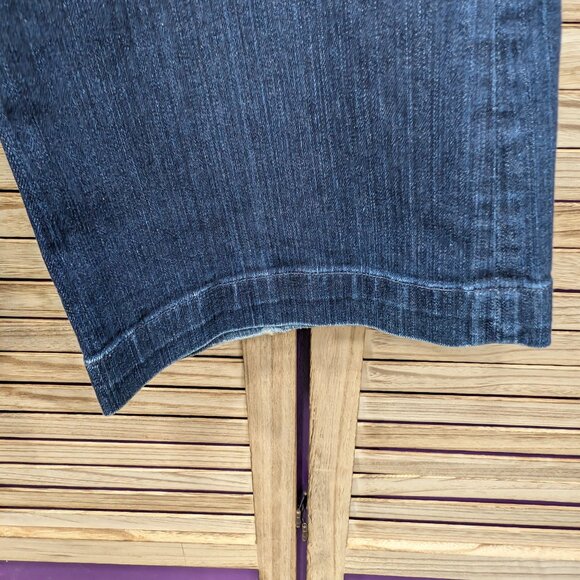7 For All Mankind Stylish Blue Flared Jeans (u6010418S-418S) Size 29 - Picture 3 of 14